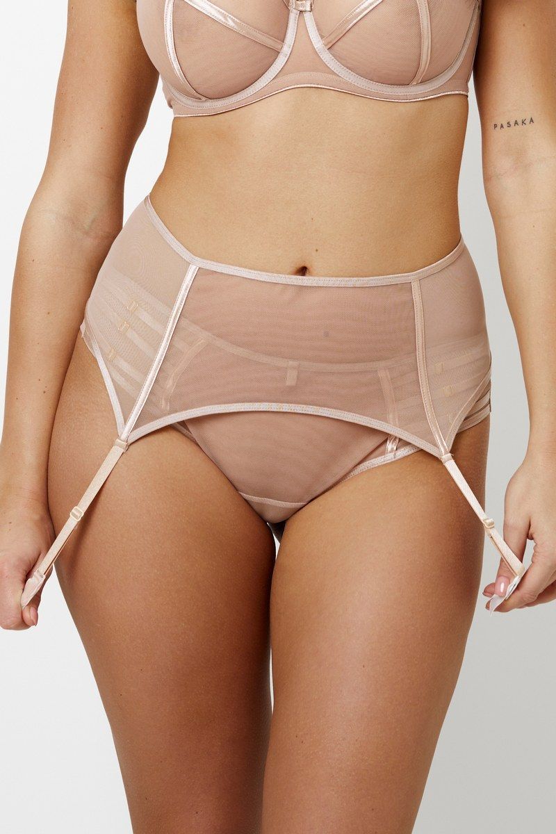 teona mocca пояс для чулок от магазина «Зона Белья»