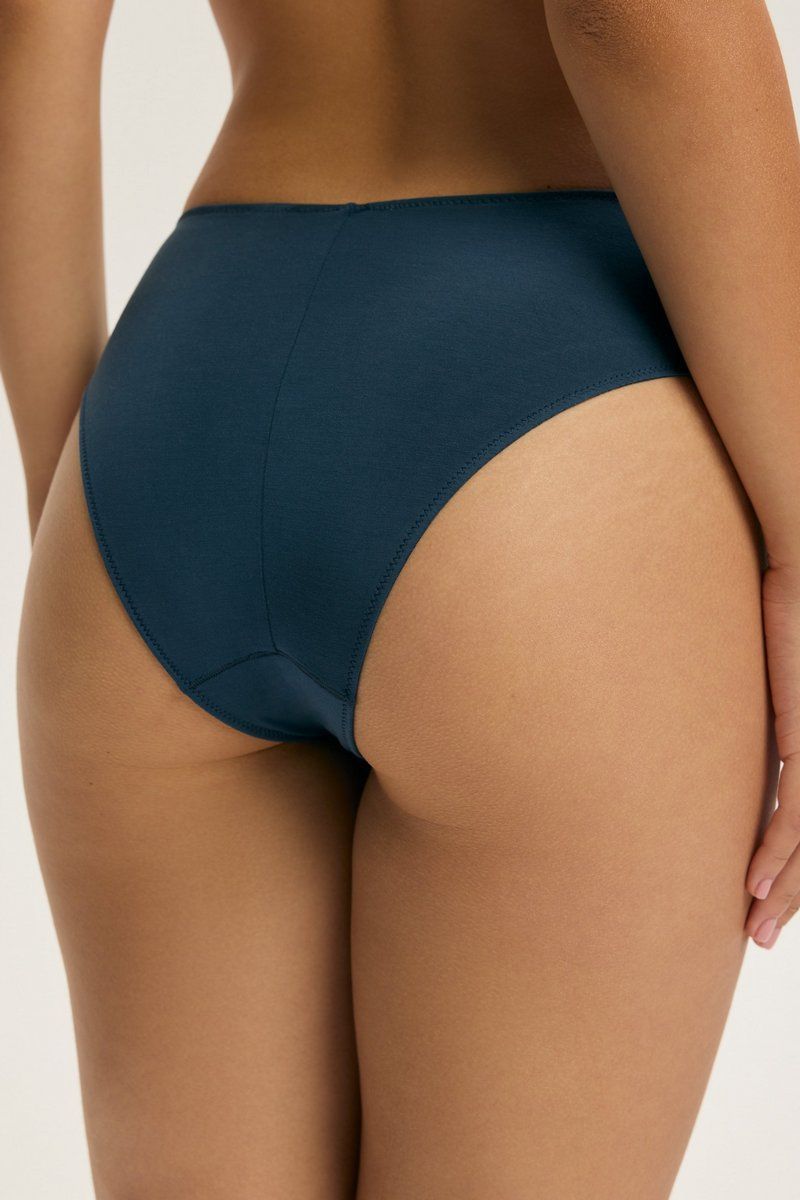 44268 COMFIE/59X Трусы бразильяно