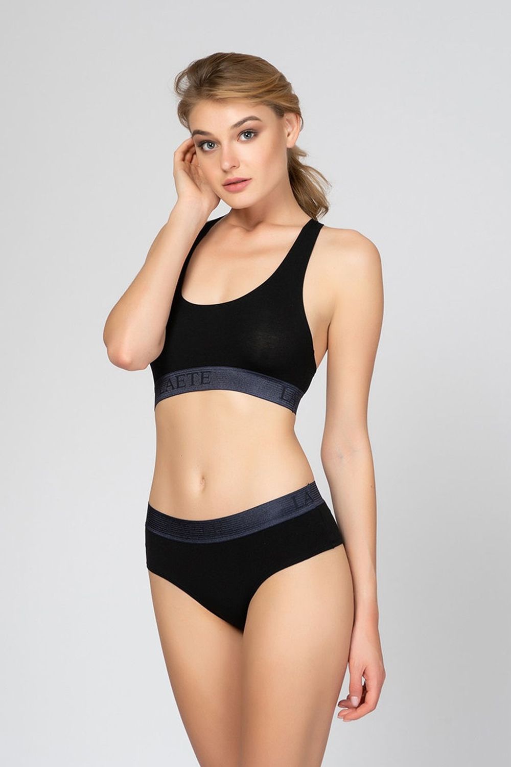 Трусы-стринги O-002 Черный