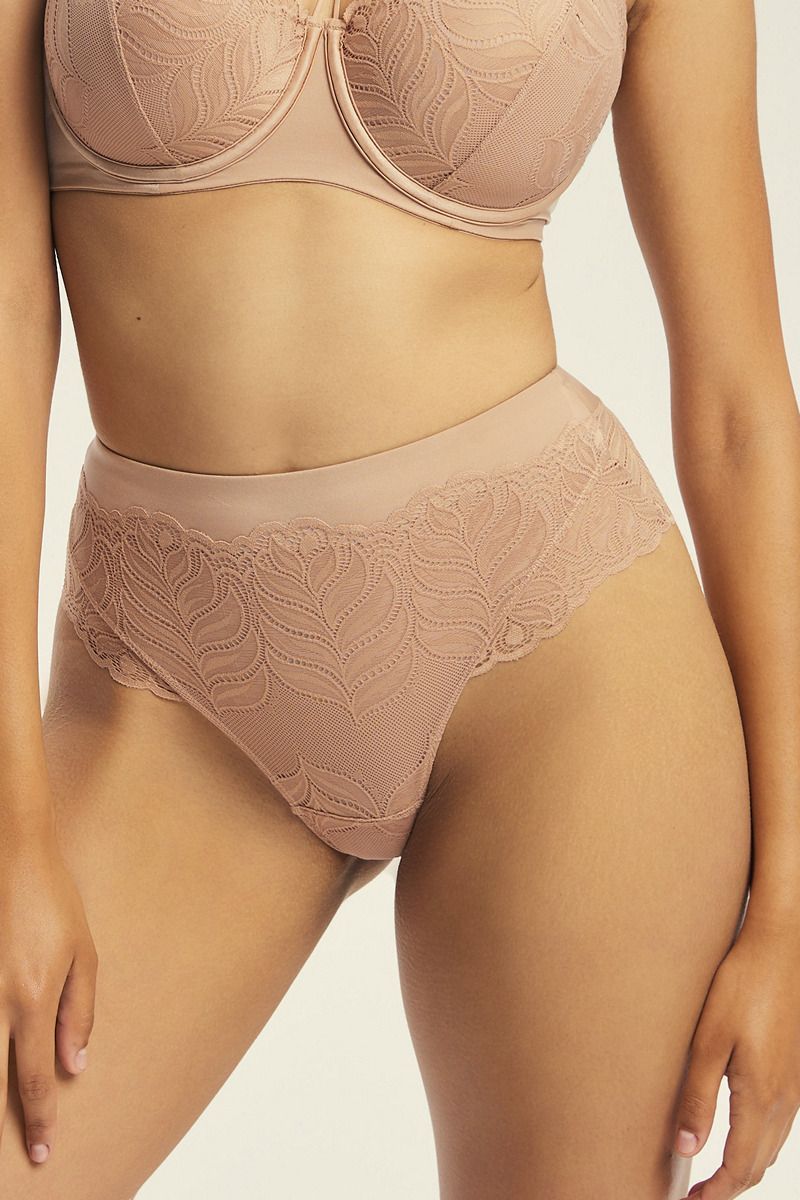 43587 KORIN/84X Трусы высокие