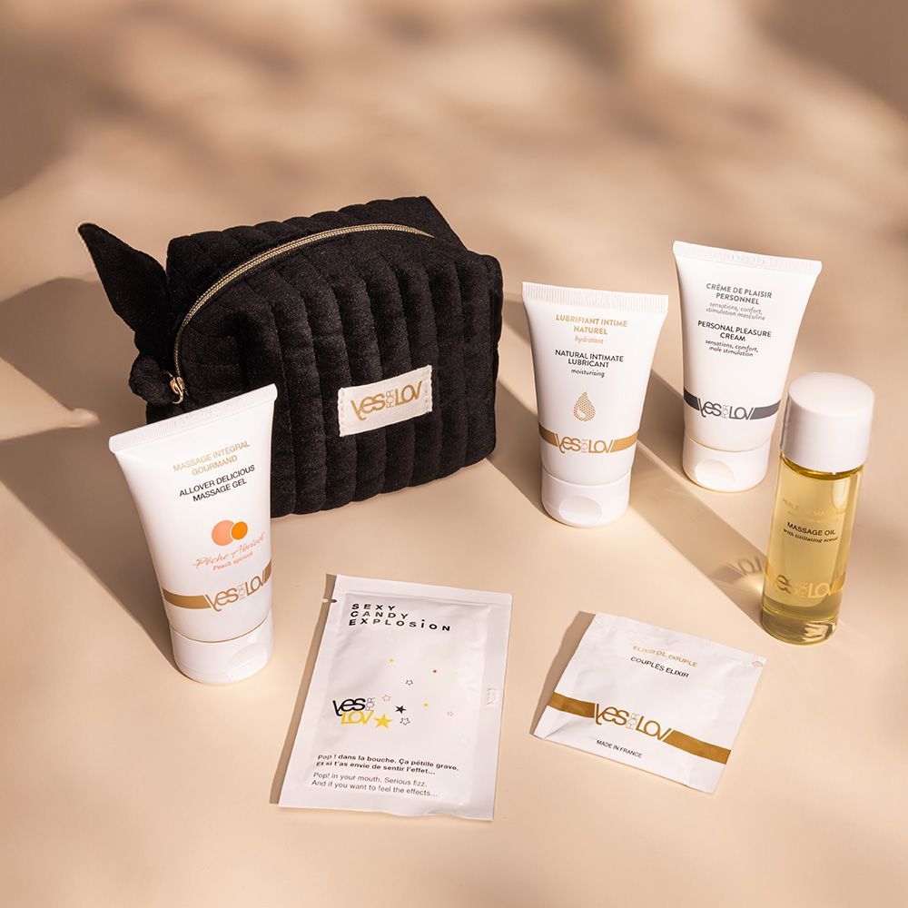 набор yesforlov la trousse enchantée в черной косметичке от магазина «Зона Белья»