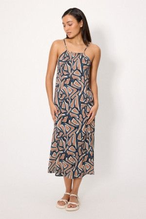 beach 86226 платье купить по доступной цене в интернет-магазине Zonabelya.ru! 