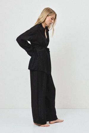 noir set комплект женский со штанами купить по доступной цене в интернет-магазине Zonabelya.ru! 