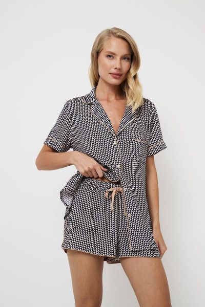 isolda пижама женская с шортами от магазина «Зона Белья»