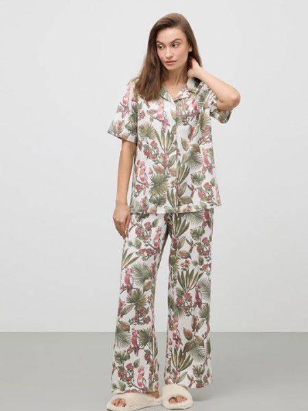 №е20110 пижама с брюками "тропики" от магазина «Зона Белья»