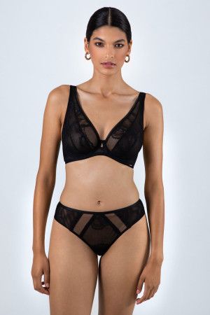 Нижнее белье для женщин купить по доступной цене в интернет-магазине Zonabelya.ru! 