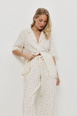 caprielle пижама женская со штанами купить по доступной цене в интернет-магазине Zonabelya.ru! 